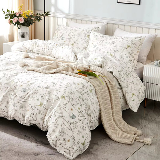 Printed duvet cover with black leaves and pale pink background, extra soft microfiber.