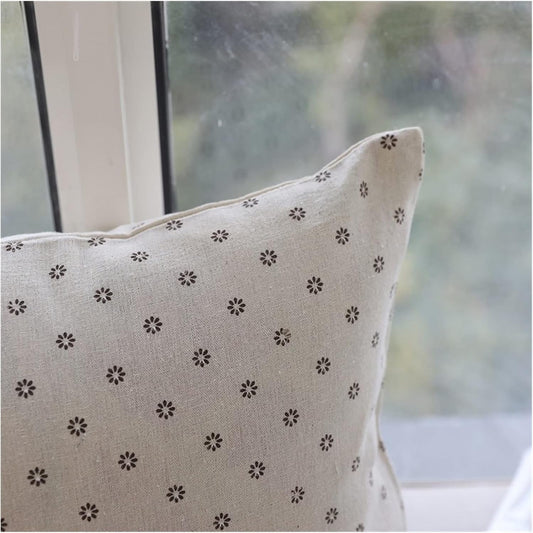 Natural Linen and Cotton cushion cover Terracotta: minimalist elegance for your home.